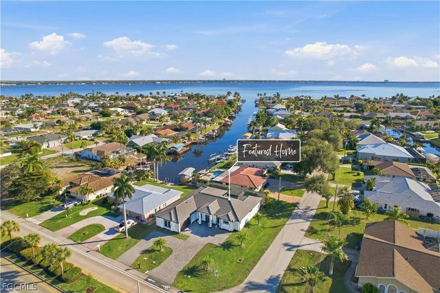 2402 Everest PKWY, Cape Coral, FL 33904