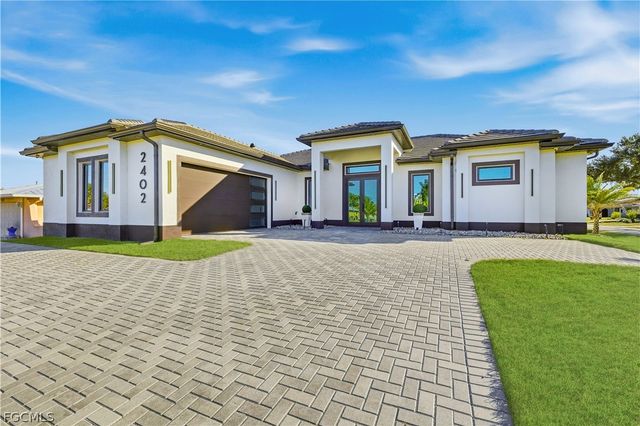 2402 Everest PKWY, Cape Coral, FL 33904