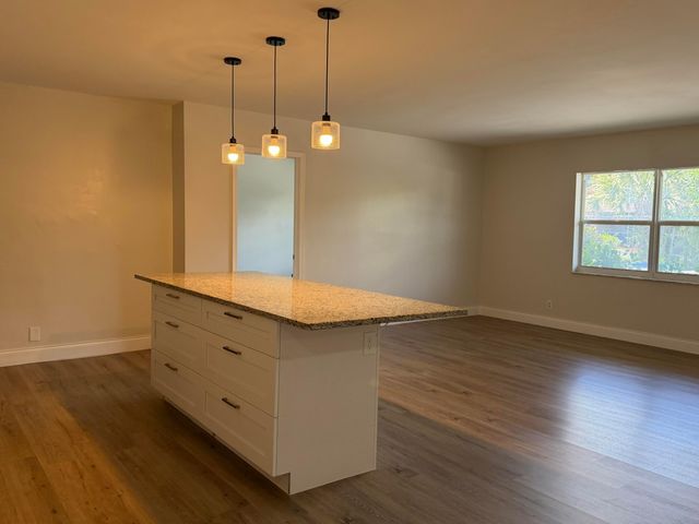 411 SE 8th Street SE 125, Deerfield Beach, FL 33441