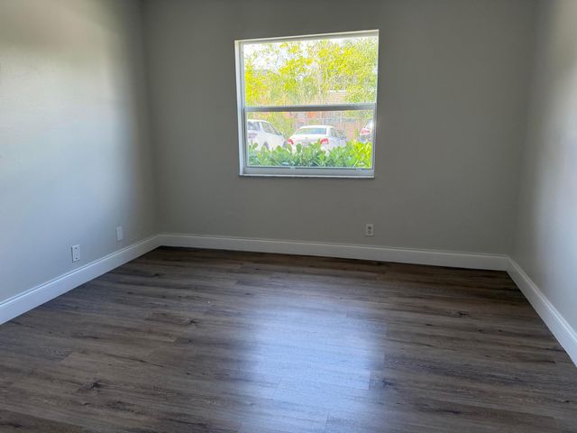 411 SE 8th Street SE 125, Deerfield Beach, FL 33441