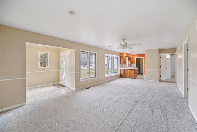 1915 Locust Street, Granger, IA 50109