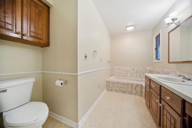 1915 Locust Street, Granger, IA 50109