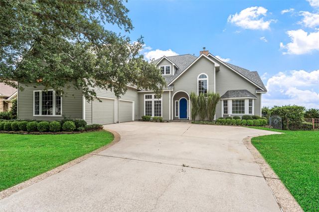 12130 Sagittarius Drive E, Willis, TX 77318