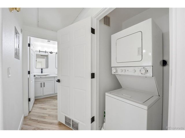 1166 Opal St 104, Broomfield, CO 80020