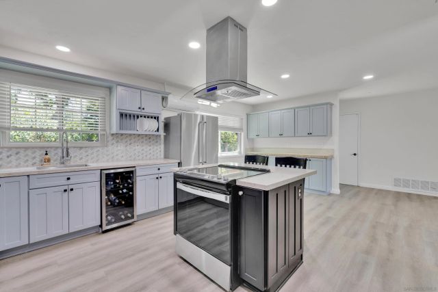 13918 Putney Rd, Poway, CA 92064