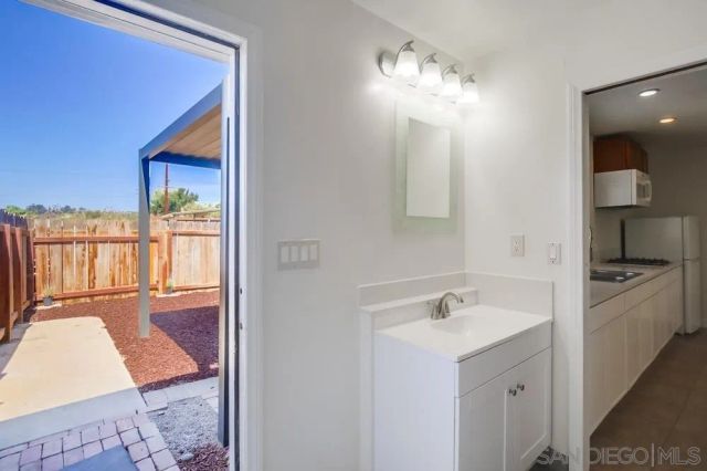 13918 Putney Rd, Poway, CA 92064