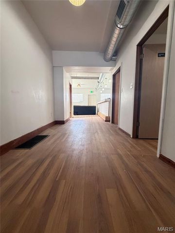 4631 Morganford Road, St Louis, MO 63116