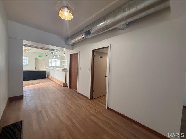 4631 Morganford Road, St Louis, MO 63116