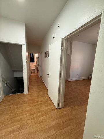 4631 Morganford Road, St Louis, MO 63116