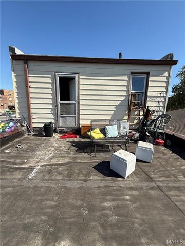 4631 Morganford Road, St Louis, MO 63116