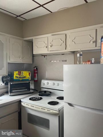 304 N CHESTER PIKE, Glenolden, PA 19036