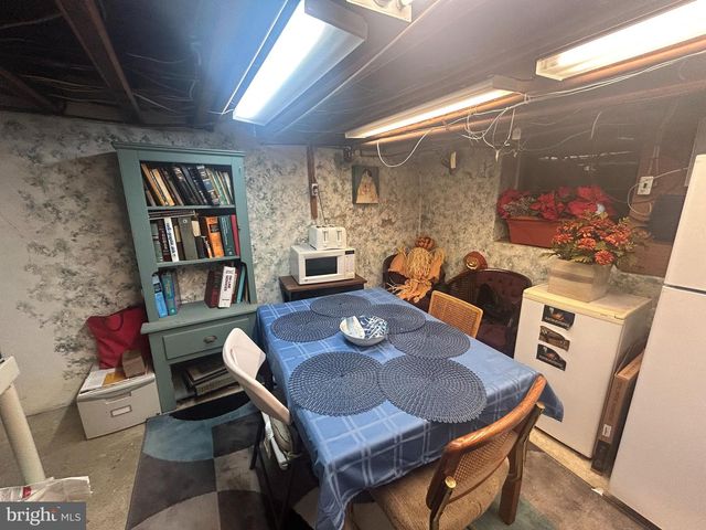 304 N CHESTER PIKE, Glenolden, PA 19036