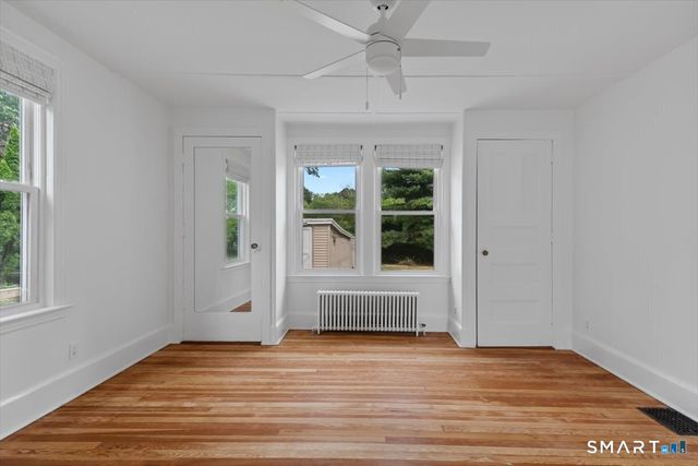 21 Green Street, Trumbull, CT 06611