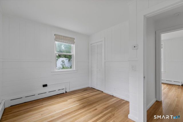 21 Green Street, Trumbull, CT 06611