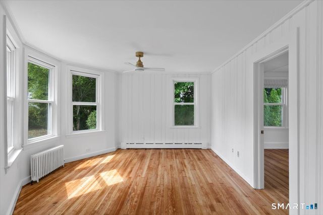 21 Green Street, Trumbull, CT 06611