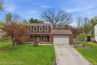 10385 Elizabeth Street, Pinckney Village, MI 48169