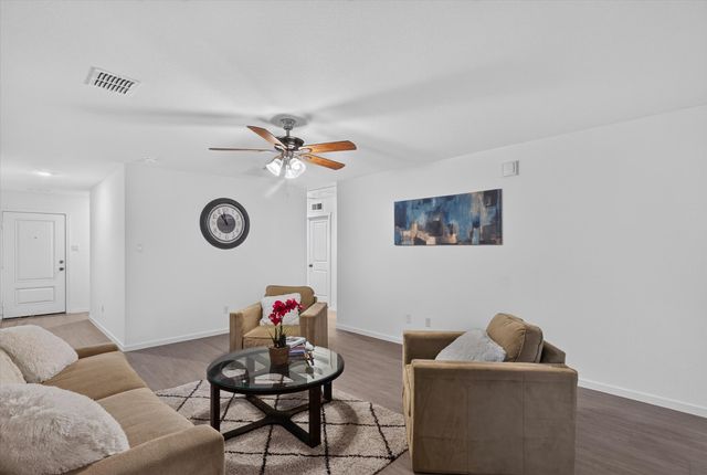 4562 Riverbank Road, Crandall, TX 75114