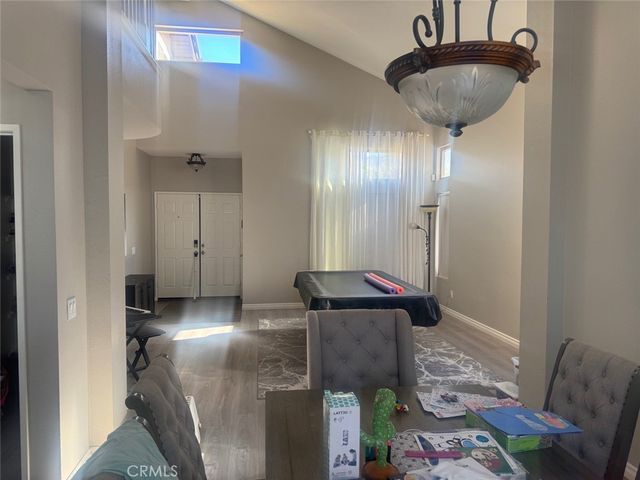 1059 Silvercreek, Corona, CA 92882