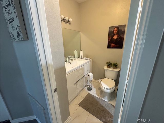 1059 Silvercreek, Corona, CA 92882
