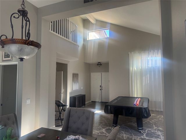 1059 Silvercreek, Corona, CA 92882