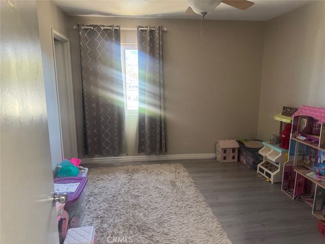 1059 Silvercreek, Corona, CA 92882