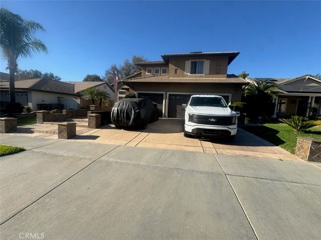 1059 Silvercreek, Corona, CA 92882
