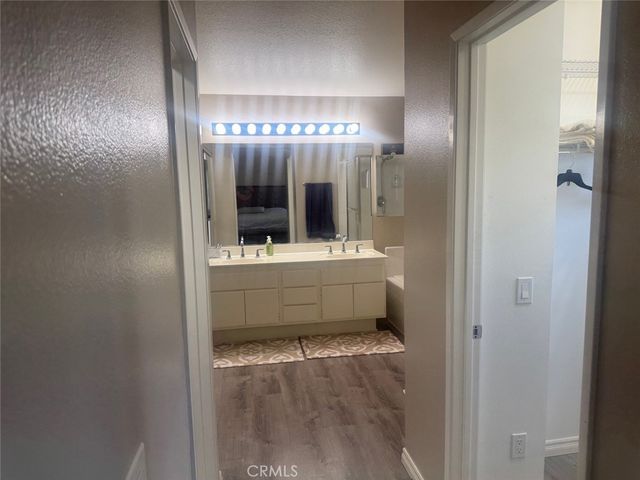 1059 Silvercreek, Corona, CA 92882