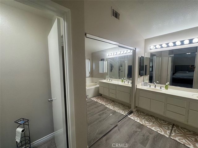 1059 Silvercreek, Corona, CA 92882
