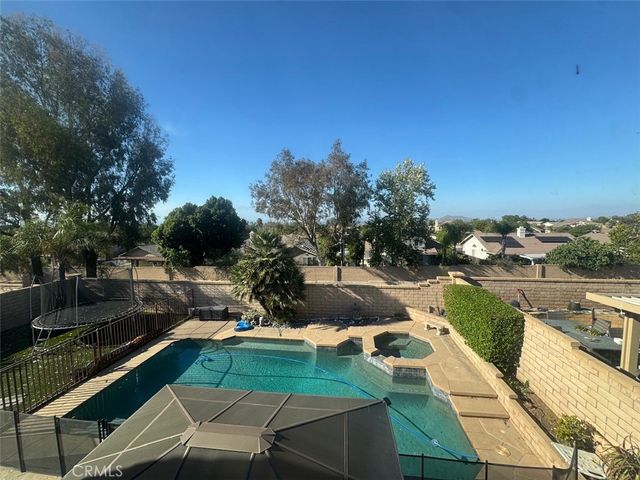 1059 Silvercreek, Corona, CA 92882