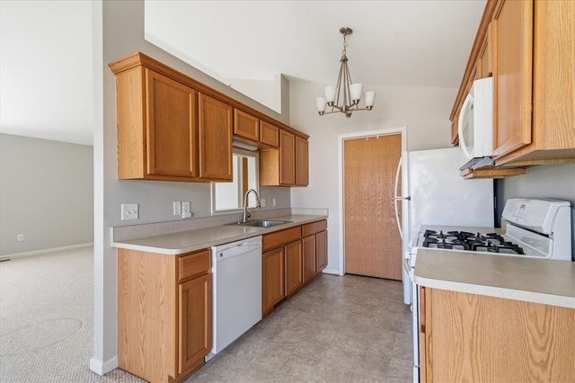 1304 Riversedge Drive, Saline, MI 48176