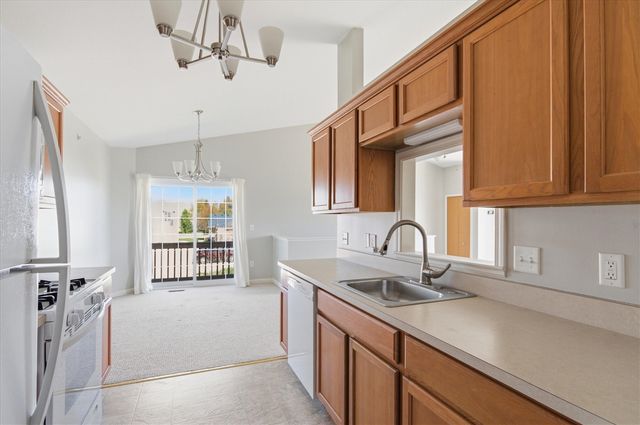 1304 Riversedge Drive, Saline, MI 48176