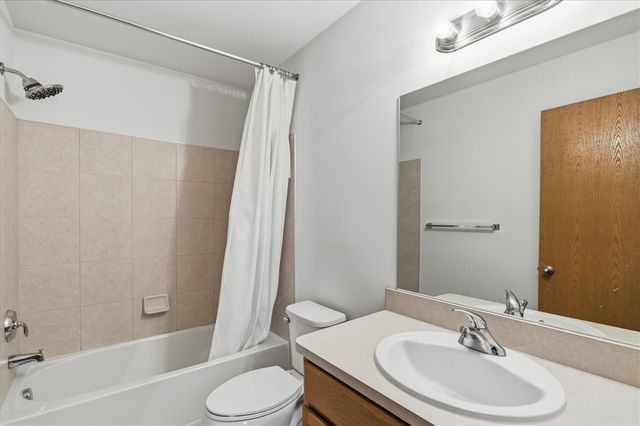 1304 Riversedge Drive, Saline, MI 48176