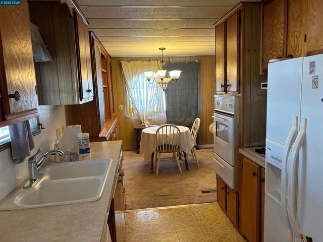 16401 San Pablo Ave, San Pablo, CA 94806