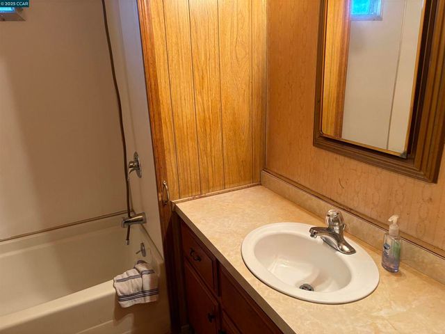 16401 San Pablo Ave, San Pablo, CA 94806