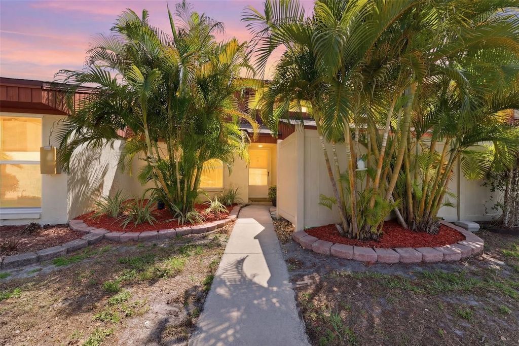 2074 SUNSET POINT ROAD 137, Clearwater, FL 33765