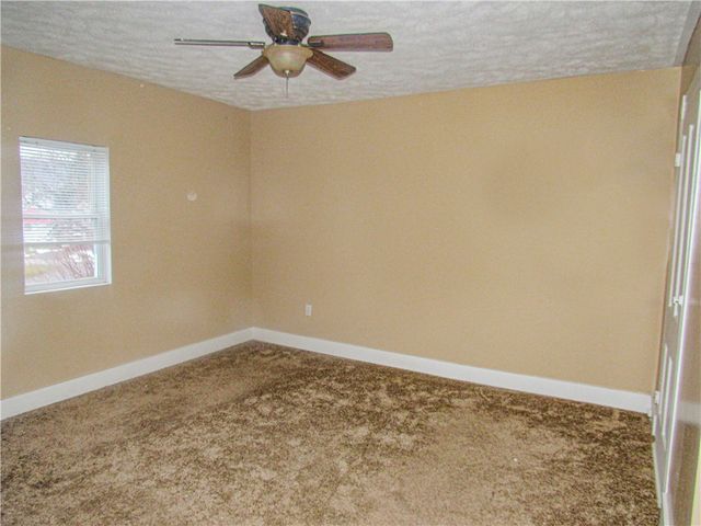 137 W Painter Street, South Connellsville, PA 15425