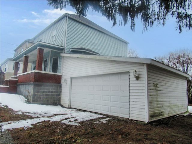 137 W Painter Street, South Connellsville, PA 15425