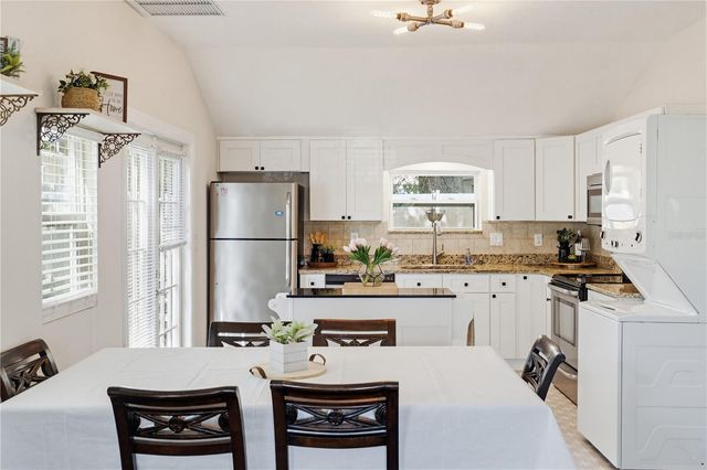 1220 ORANGE AVENUE, Dunedin, FL 34698