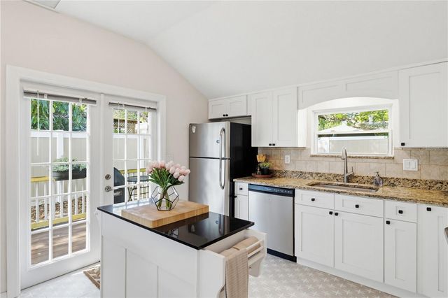 1220 ORANGE AVENUE, Dunedin, FL 34698