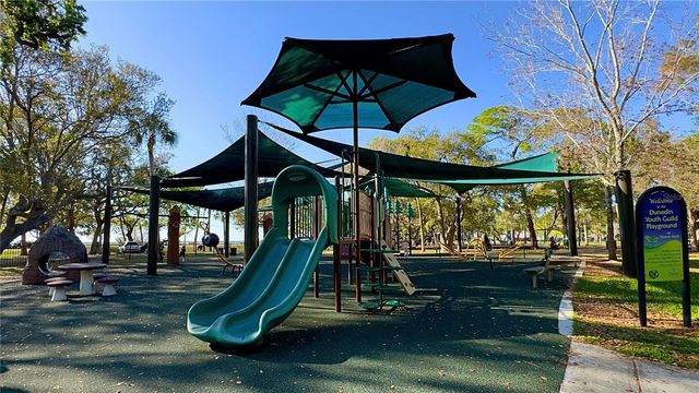 1220 ORANGE AVENUE, Dunedin, FL 34698