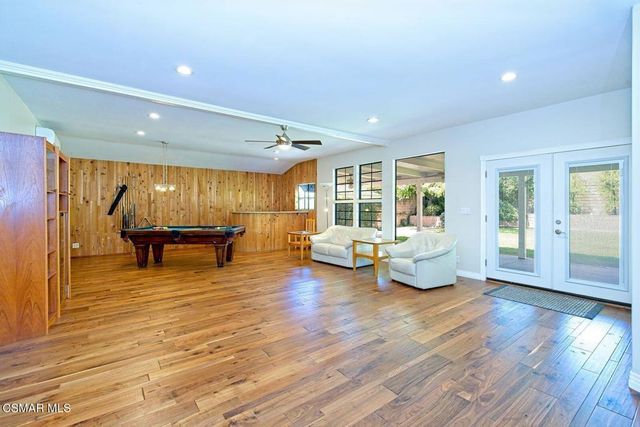 10041 Oso Avenue, Chatsworth, CA 91311