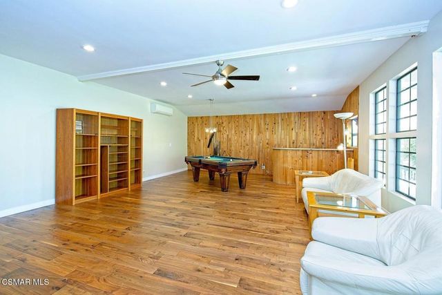10041 Oso Avenue, Chatsworth, CA 91311