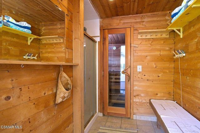 10041 Oso Avenue, Chatsworth, CA 91311