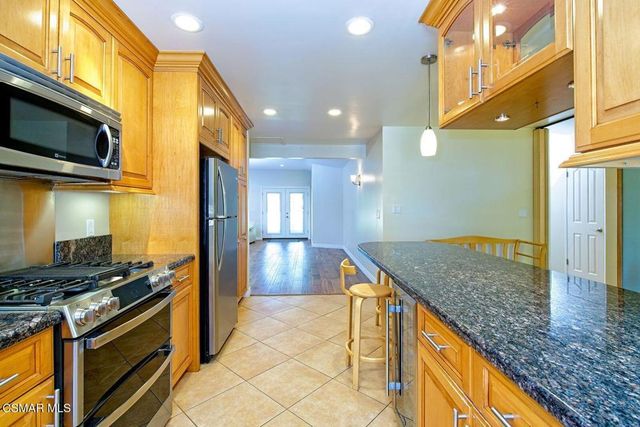 10041 Oso Avenue, Chatsworth, CA 91311