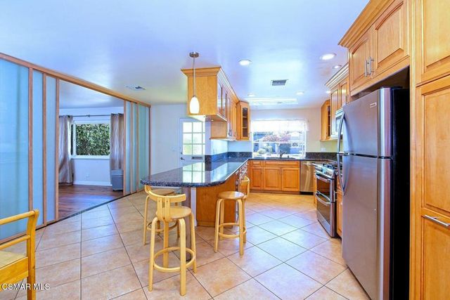 10041 Oso Avenue, Chatsworth, CA 91311