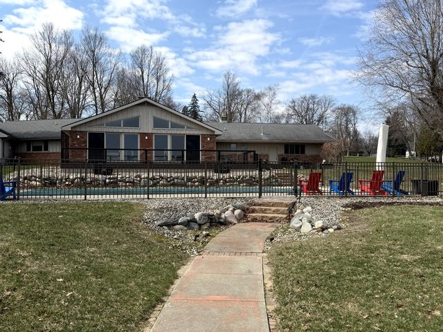 1851 Steamburg Road, Hillsdale Twp, MI 49242