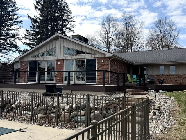 1851 Steamburg Road, Hillsdale Twp, MI 49242