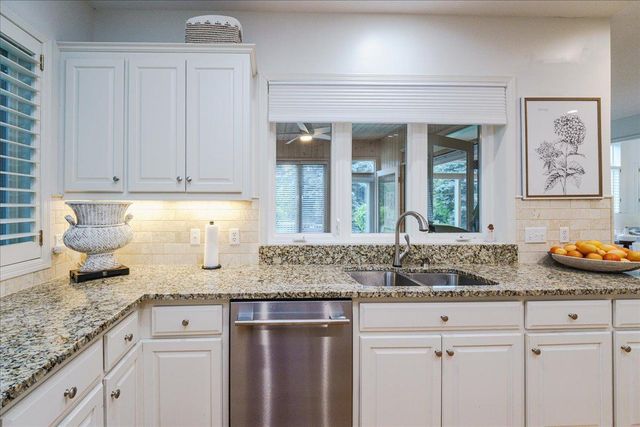 7806 Bush Lake Drive, Bloomington, MN 55438