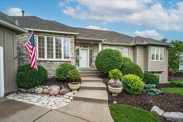 7806 Bush Lake Drive, Bloomington, MN 55438