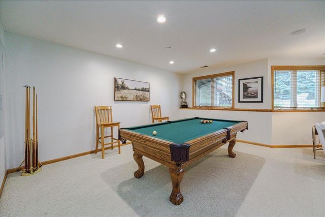 7806 Bush Lake Drive, Bloomington, MN 55438